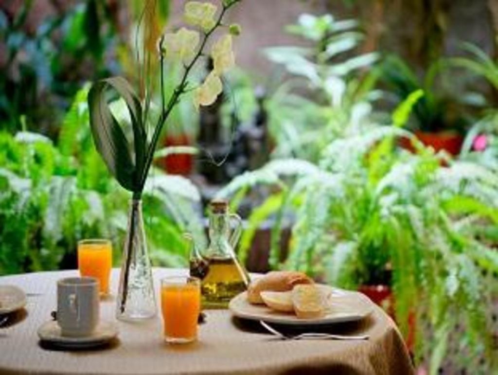 Princesa Galiana  Dining  Buffet 2