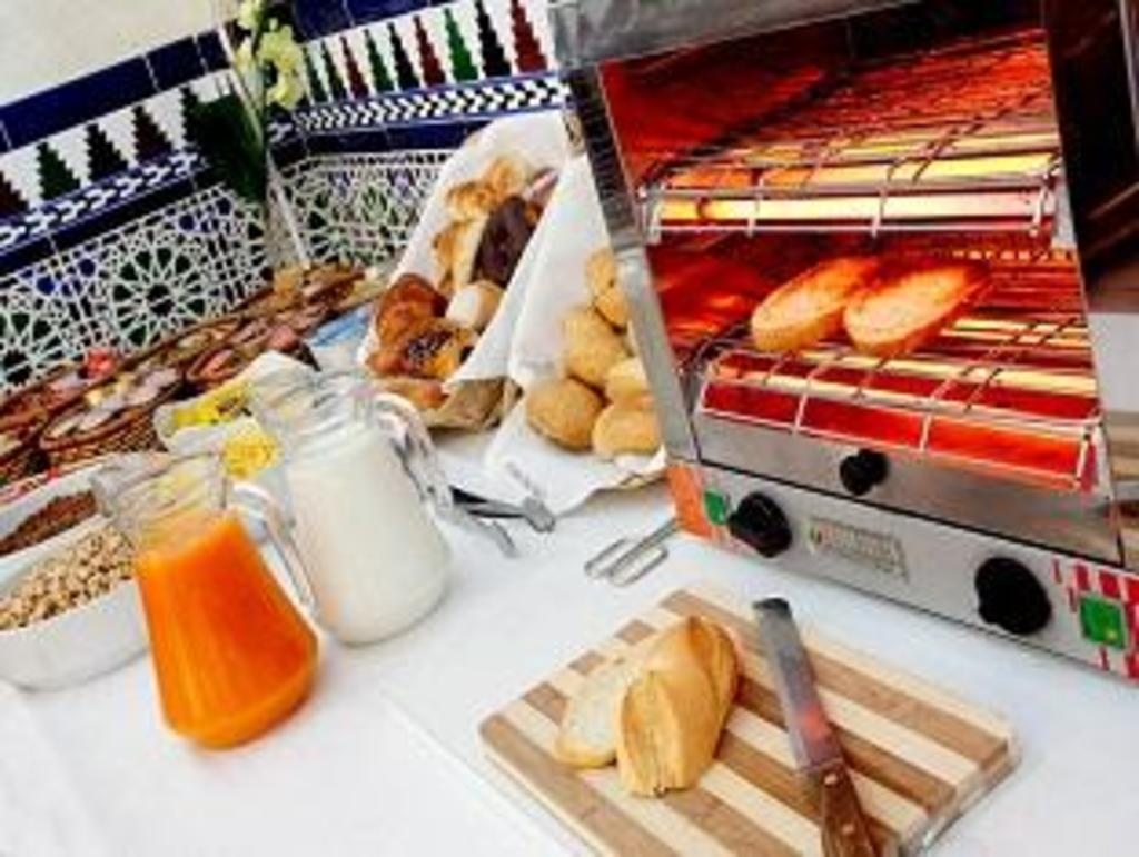 Princesa Galiana  Dining  Buffet 3