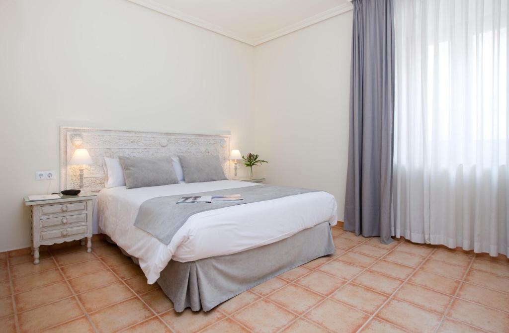 Princesa Galiana  Rooms  Rooms Image 4 4