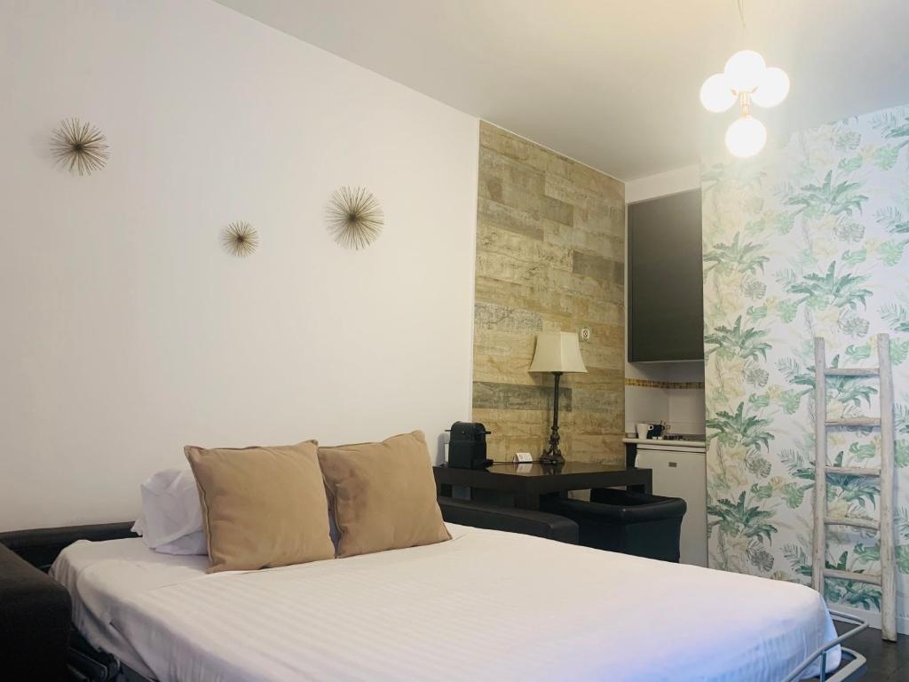 Alda Suite De Los Reyes  Rooms  Family Suite 3