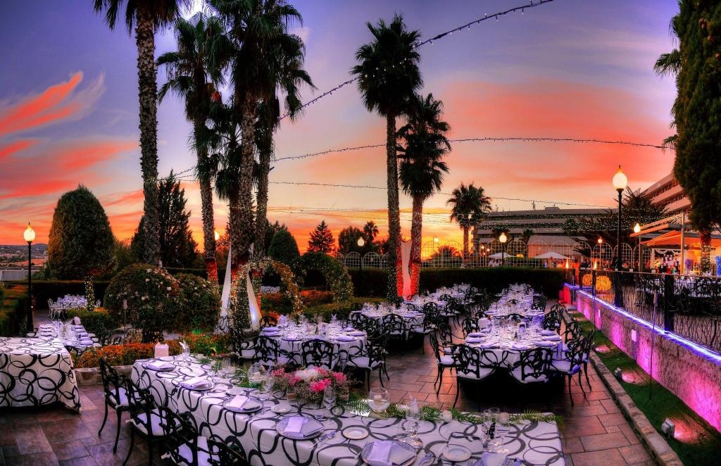 Beatriz Toledo Auditorium Spa  Dining  Restaurant 1