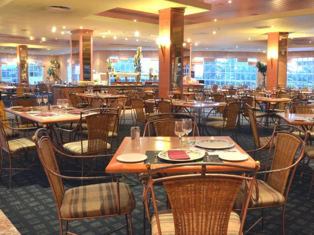 Beatriz Toledo Auditorium Spa  Dining  Restaurant 4