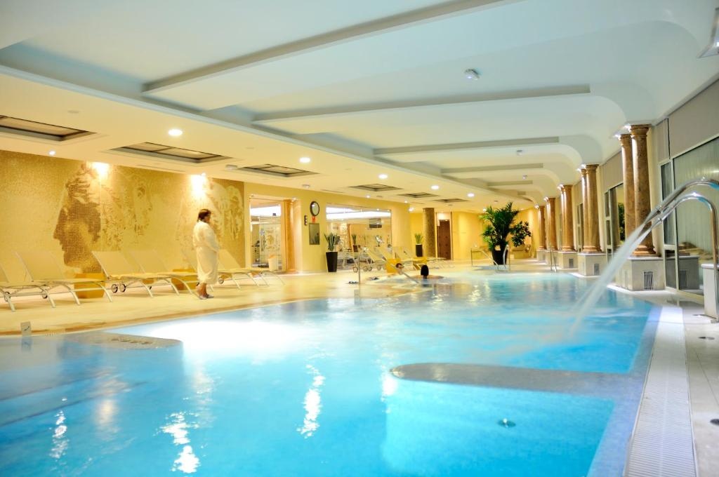 Beatriz Toledo Auditorium Spa  Facilities  Attractions 9