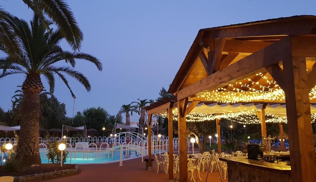 Beatriz Toledo Auditorium Spa  Facilities  Swimming Pool 15