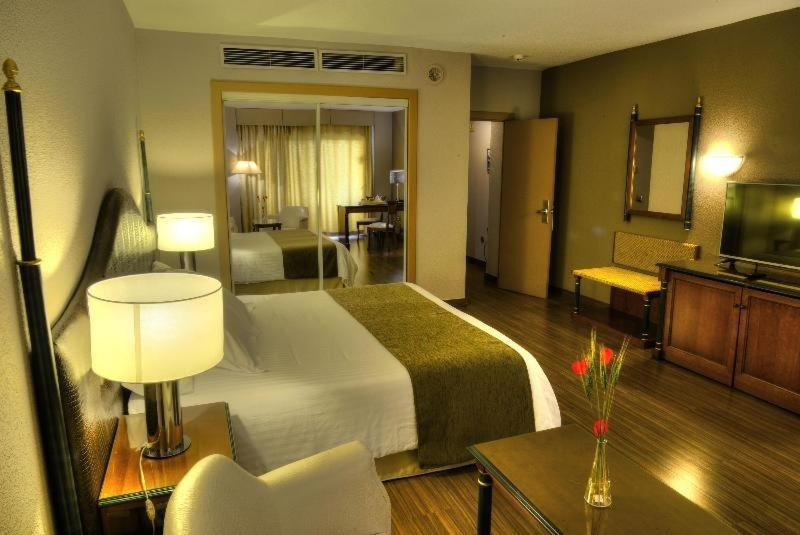 Beatriz Toledo Auditorium Spa  Rooms  Rooms Image 14 14