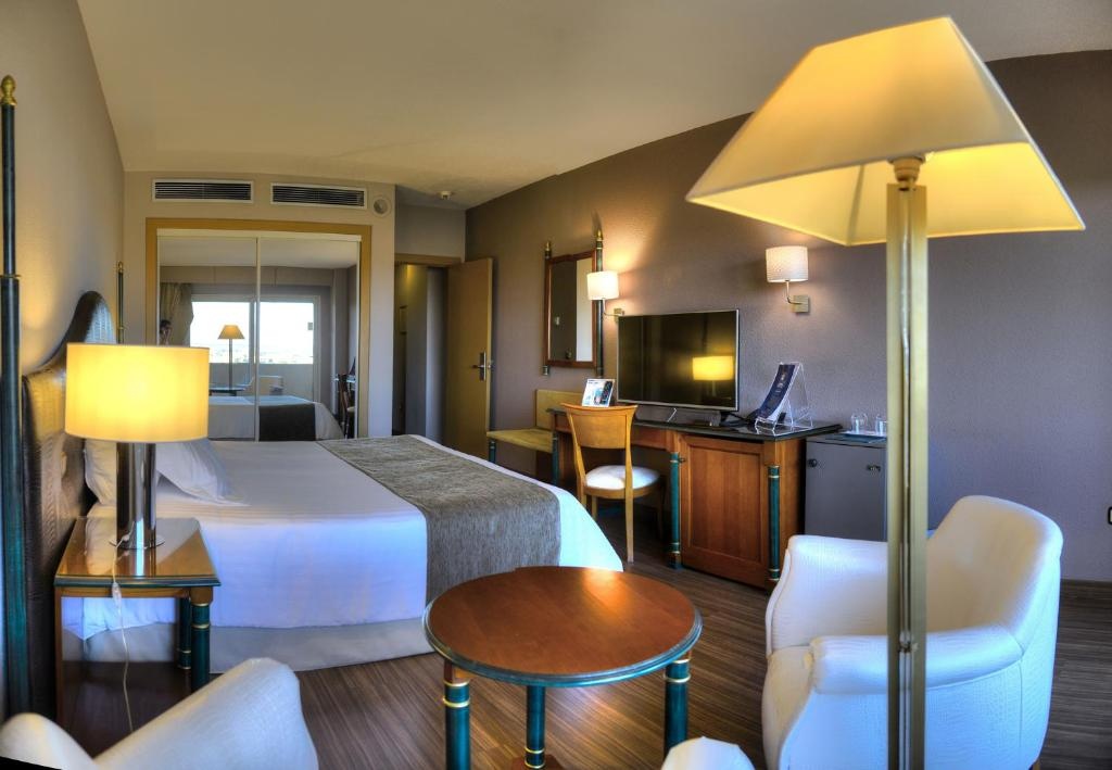 Beatriz Toledo Auditorium Spa  Rooms  Rooms Image 4 4