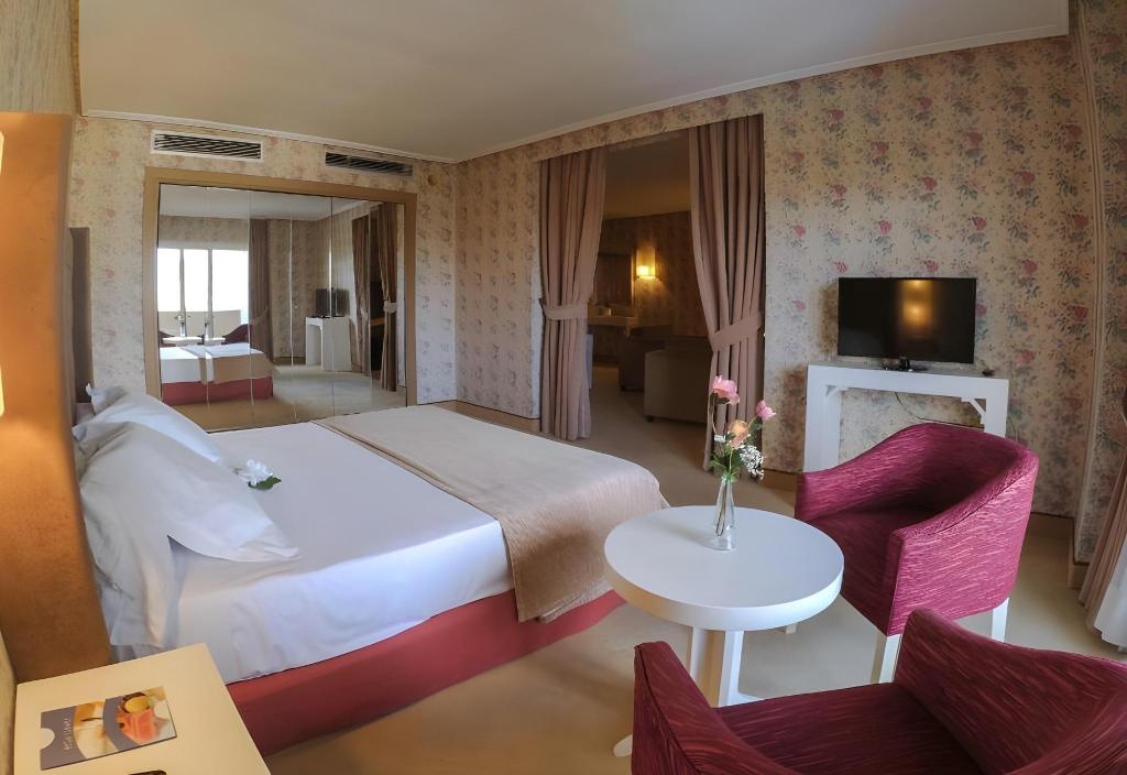 Beatriz Toledo Auditorium Spa  Rooms  Rooms Image 5 5