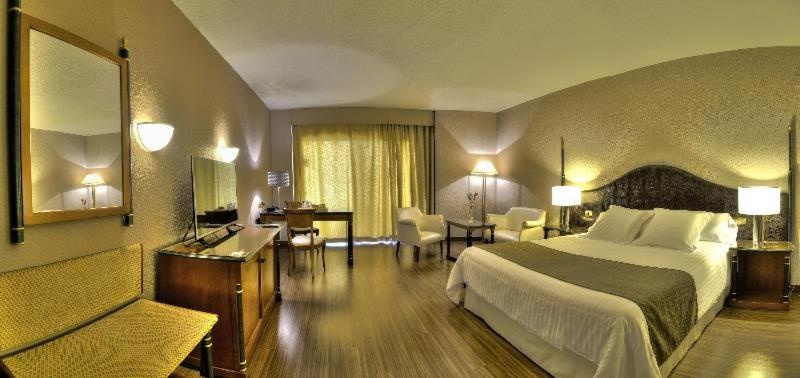 Beatriz Toledo Auditorium Spa  Rooms  Rooms Image 9 9