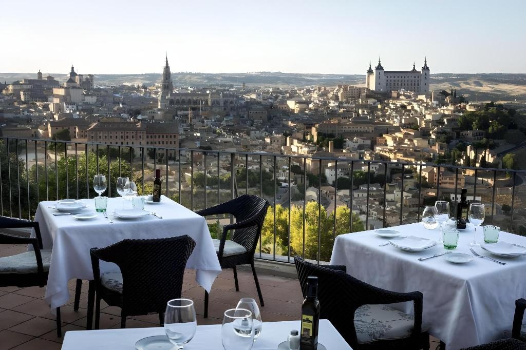 Parador De Toledo  Dining  Restaurant 16