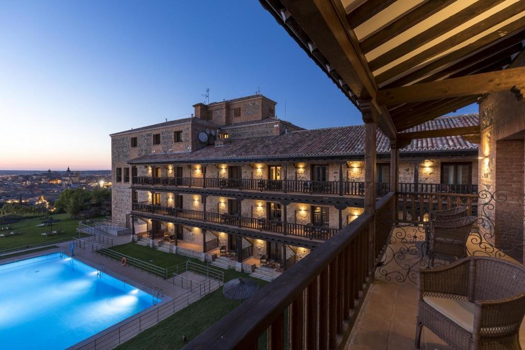 Parador De Toledo  Facilities  Swimming Pool Outdoor 2