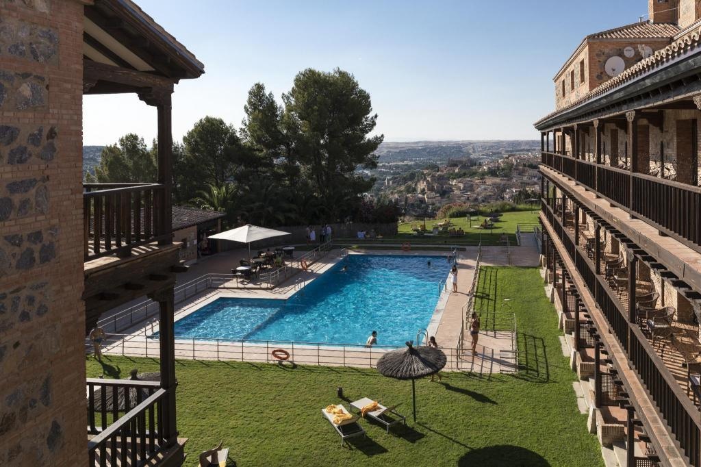 Parador De Toledo  Facilities  Swimming Pool Outdoor 3
