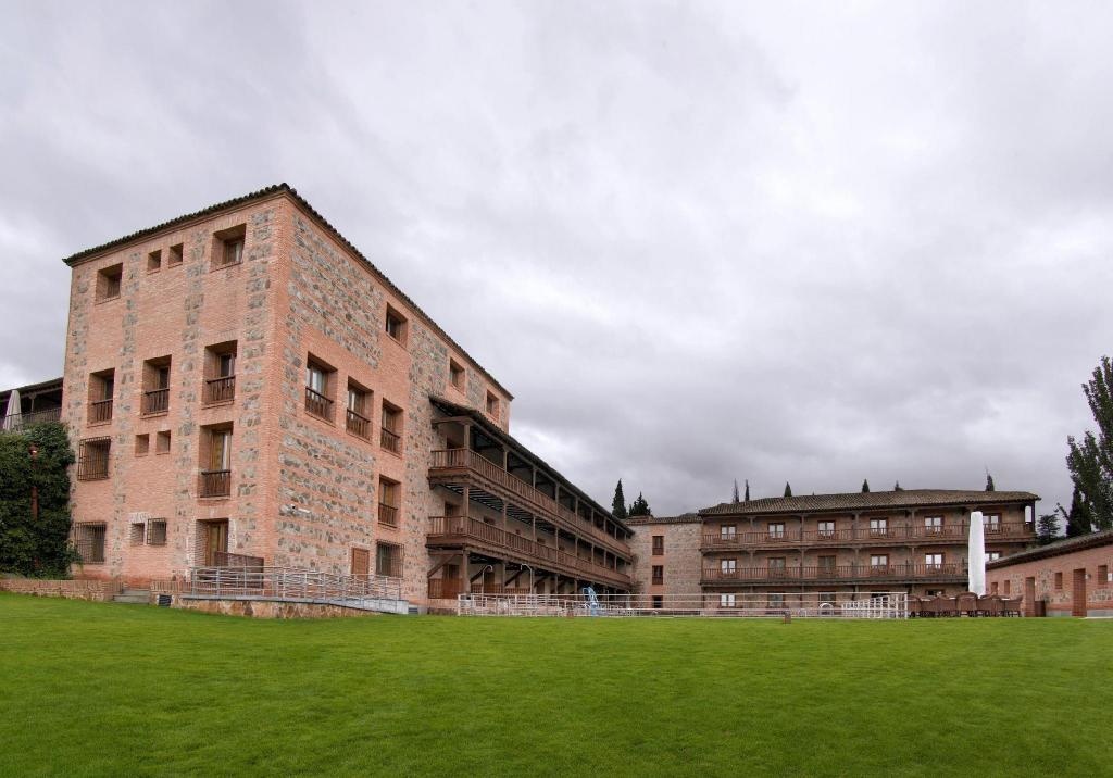 Parador De Toledo  Property Views  Exterior View 10