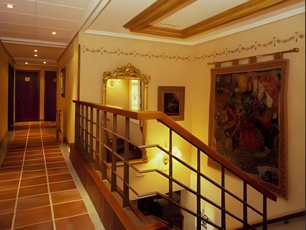 Hotel Casona De La Reyna  Property Views  Interior View 18