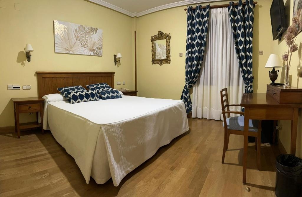 Hotel Casona De La Reyna  Rooms  Rooms Image 6 6