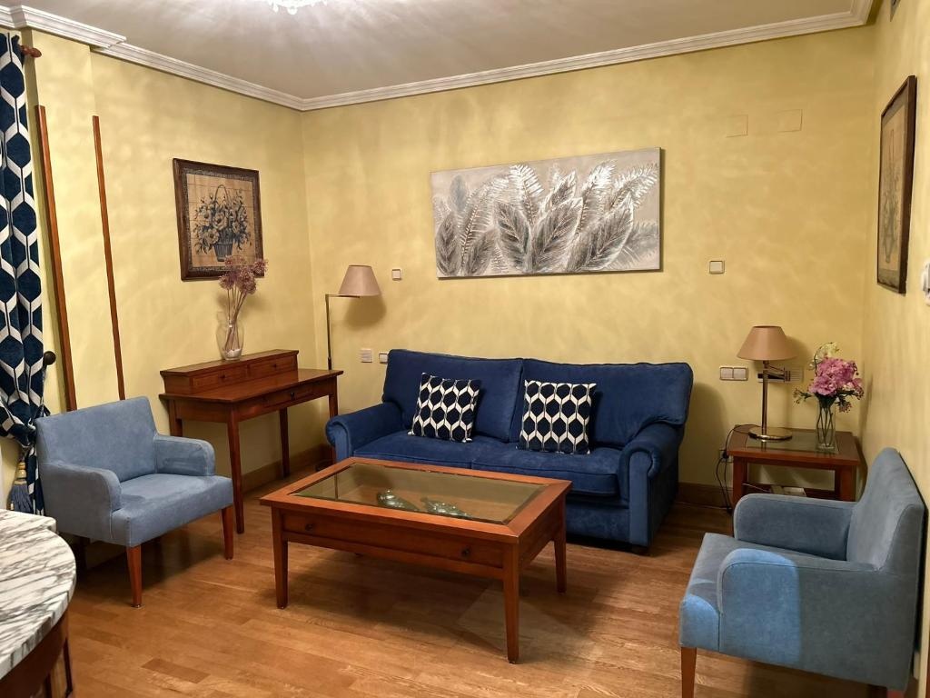 Hotel Casona De La Reyna  Rooms  Rooms Image 8 8