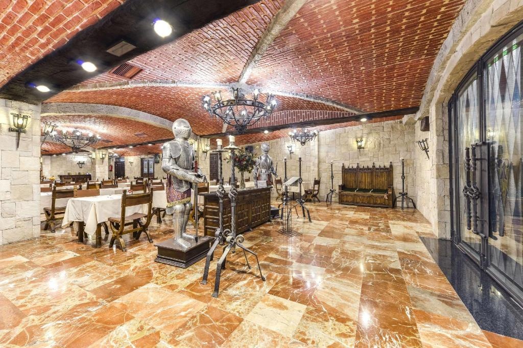Sercotel Alfonso VI  Dining  Restaurant 2