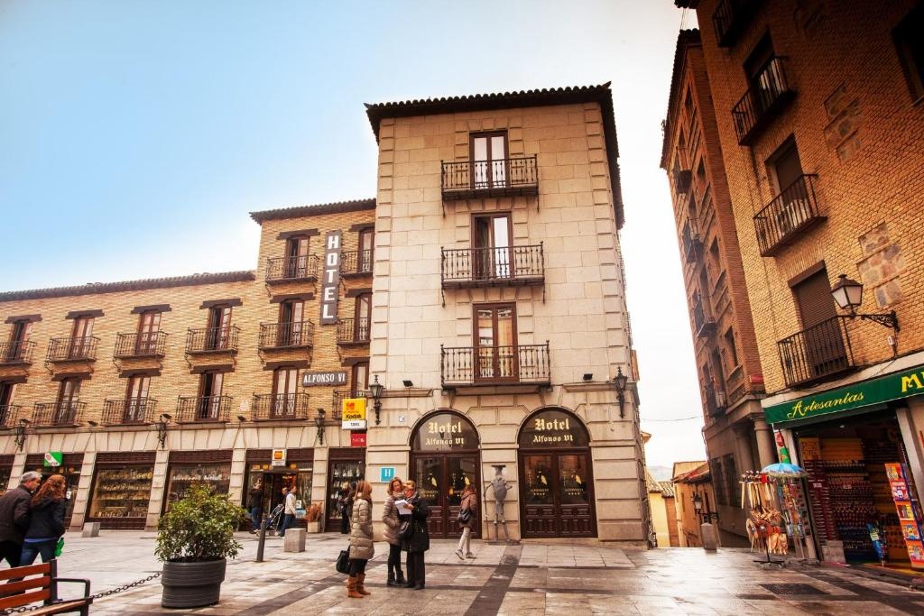 Sercotel Alfonso VI  Property Views  Entrance 7