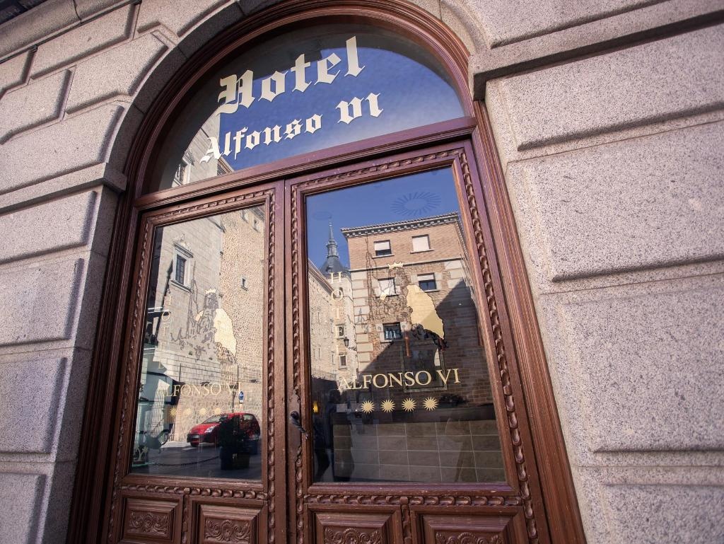 Sercotel Alfonso VI  Property Views  Entrance 8