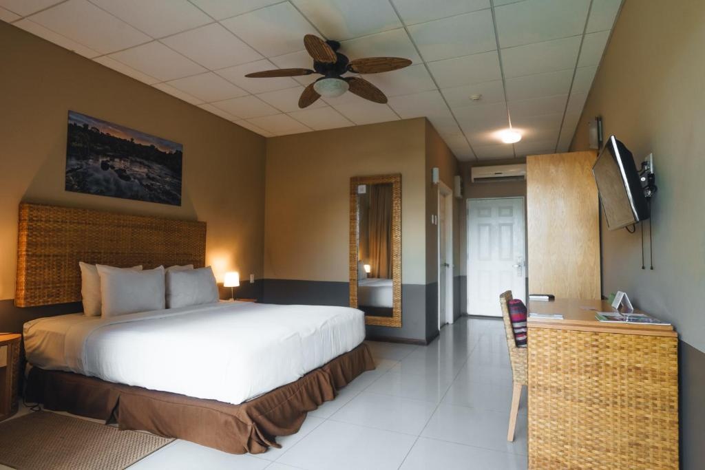 Jacana Amazon Wellness Resort  Rooms  Rooms Image 10 10