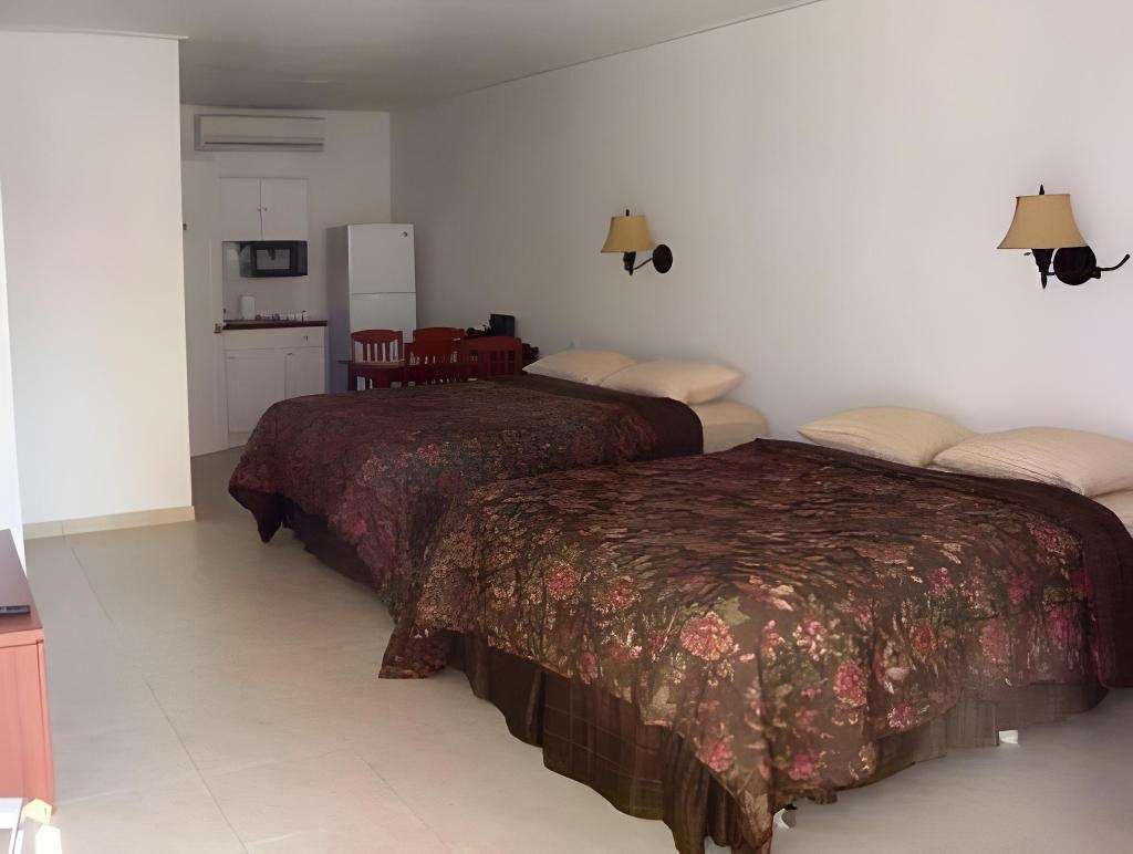 Hotel North Resort  Rooms  Deluxe Queen Room With Two Queen Beds 15