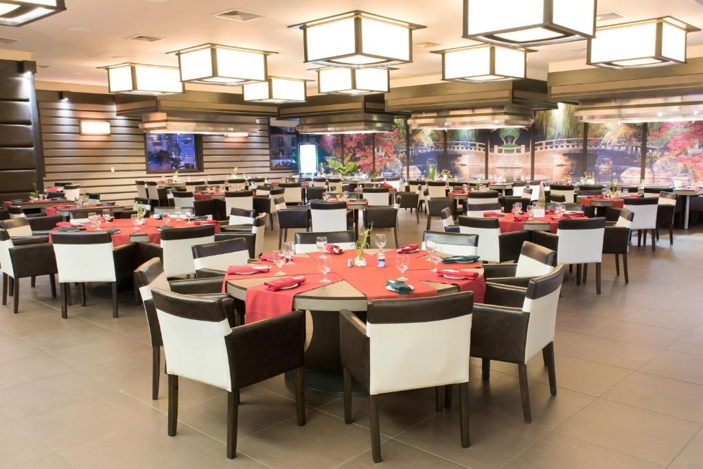 Ramada By Wyndham Princess Paramaribo  Dining  Restaurant 5
