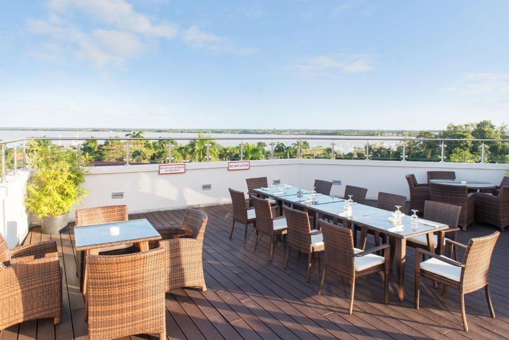 Ramada By Wyndham Princess Paramaribo  Facilities  Balconyterrace 8