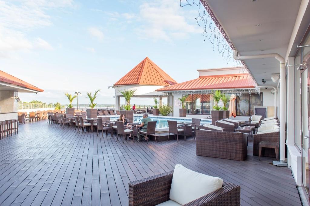 Ramada By Wyndham Princess Paramaribo  Facilities  Balconyterrace 3