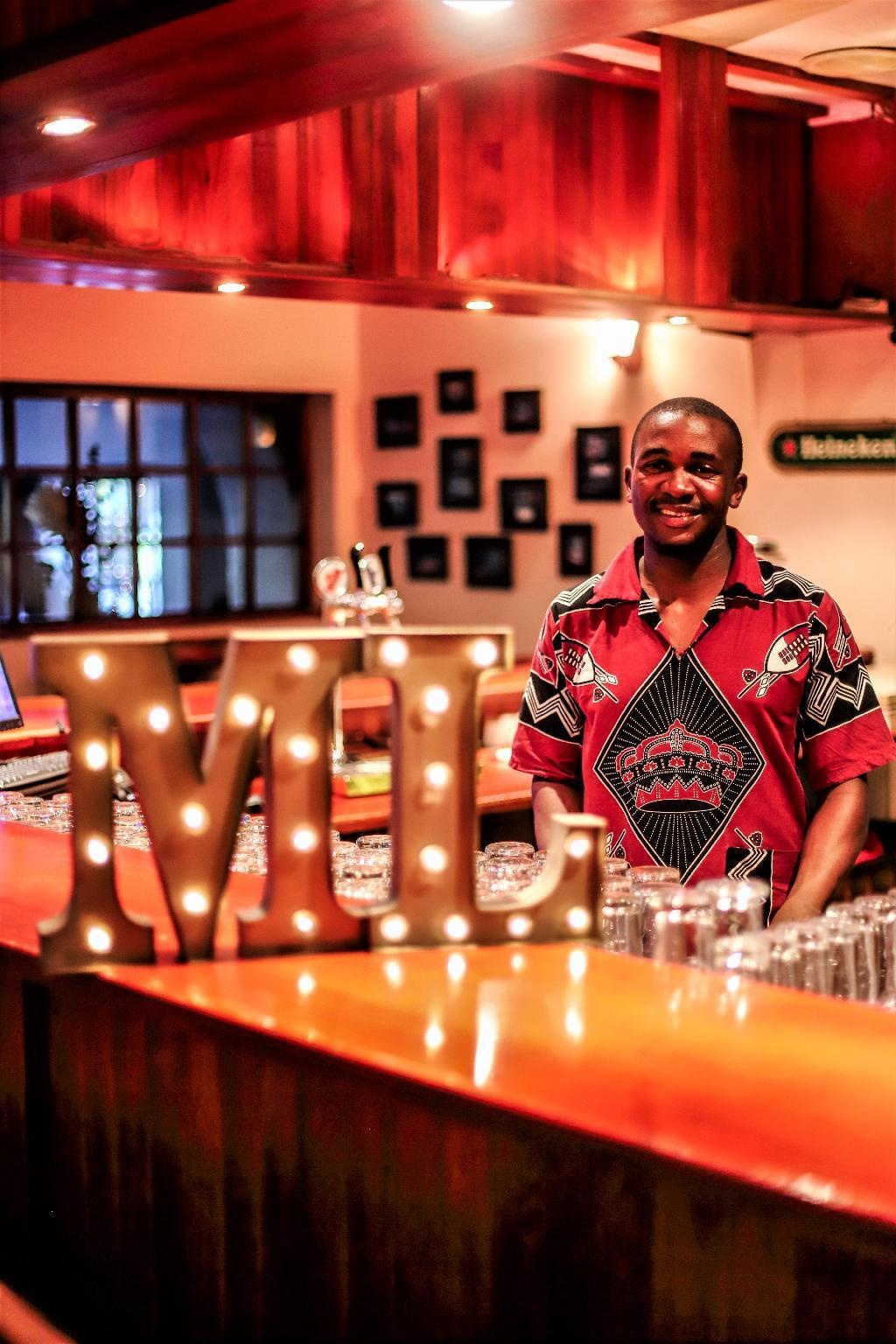 Mantenga Lodge  Facilities  Bar 8