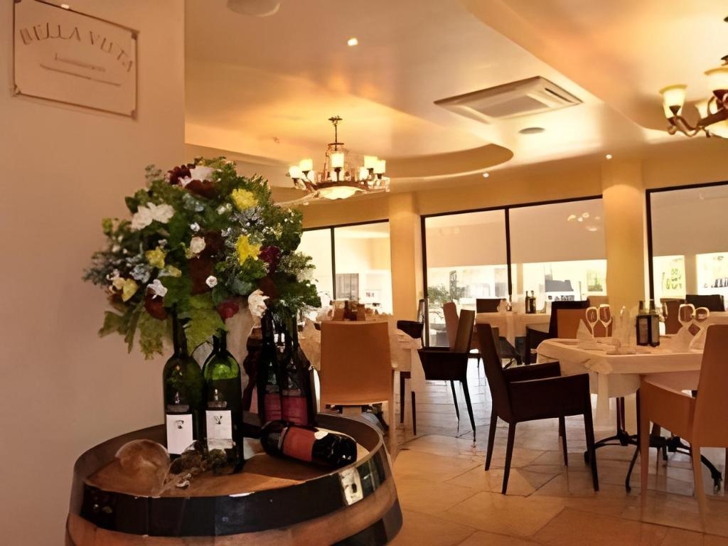 Happy Valley Hotel And Casino  Dining  Restaurant 6