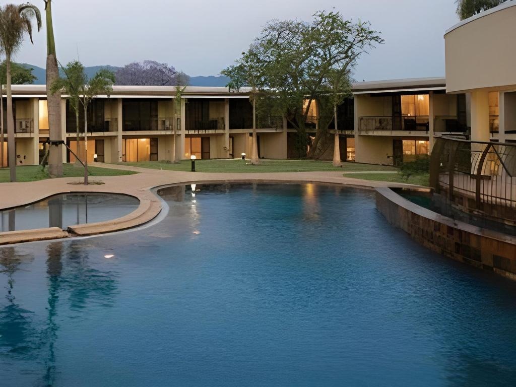 Happy Valley Hotel And Casino  Facilities  Swimming Pool 8