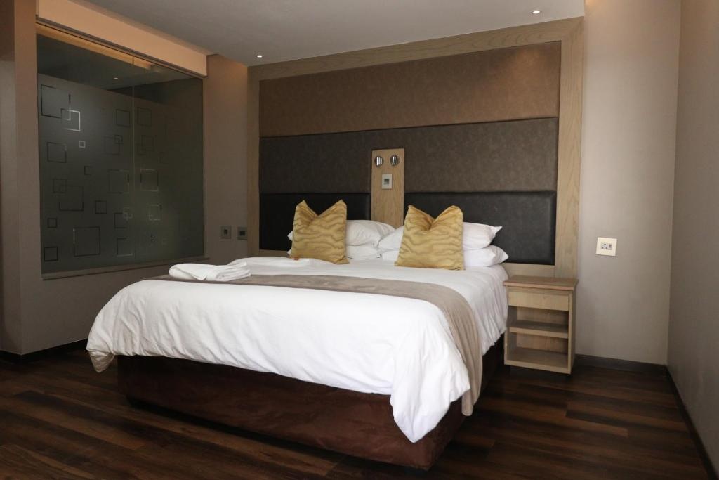 Happy Valley Hotel And Casino  Rooms  Rooms Image 7 7