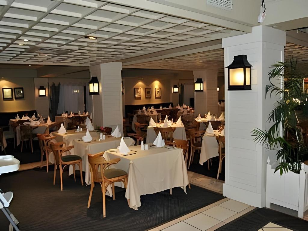 Lugogo Sun Hotel  Dining  Restaurant 4