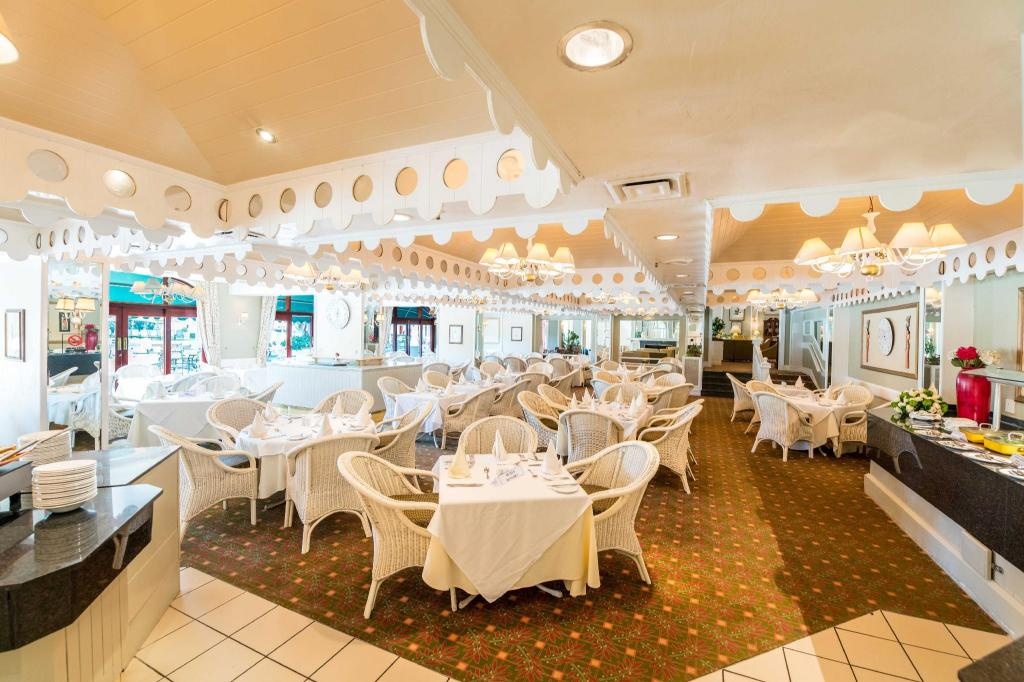 Royal Swazi Spa Hotel  Dining  Restaurant 1
