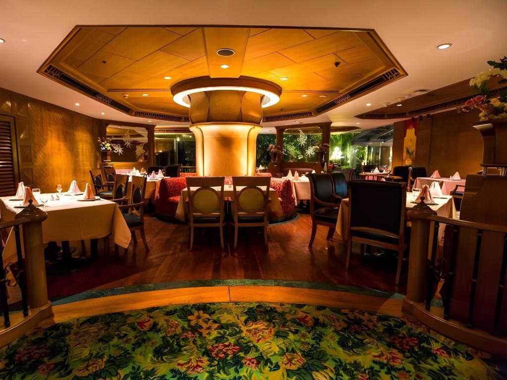 Montien Riverside Hotel Bangkok  Dining  Restaurant 10