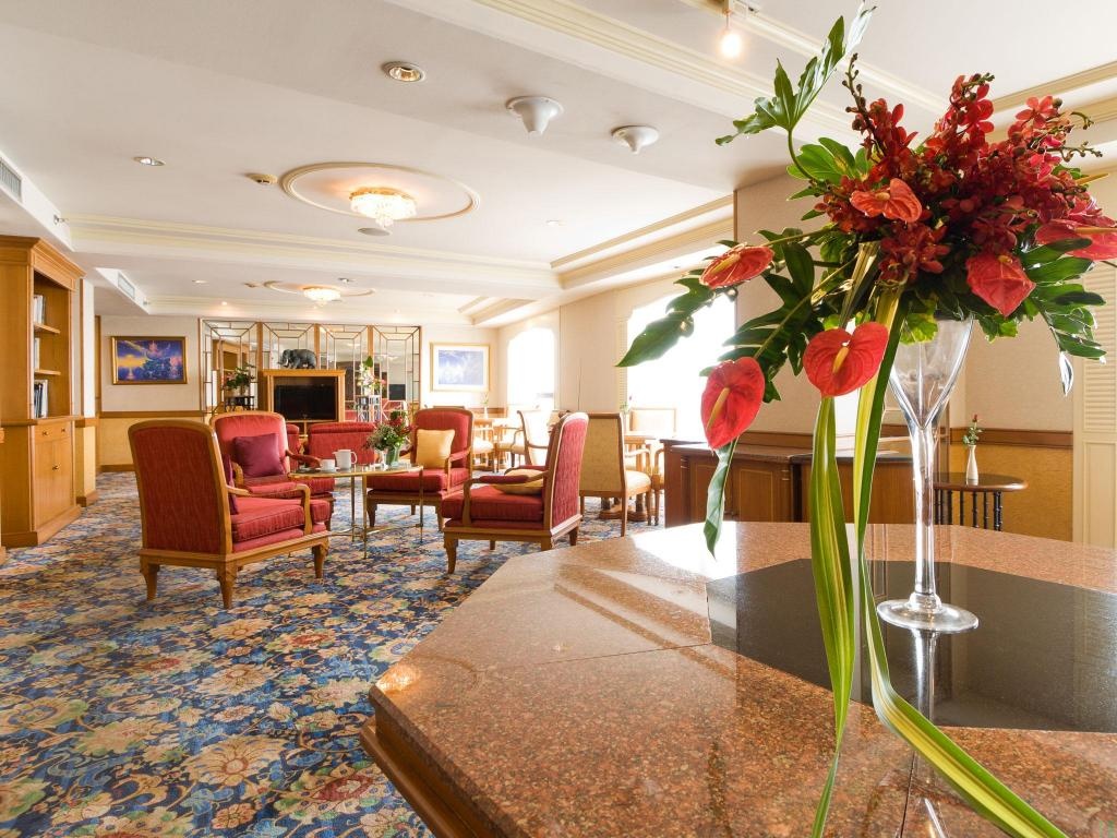 Montien Riverside Hotel Bangkok  Facilities  Executive Lounge 4
