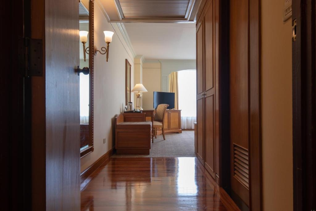 Montien Riverside Hotel Bangkok  Facilities  Facilities 75