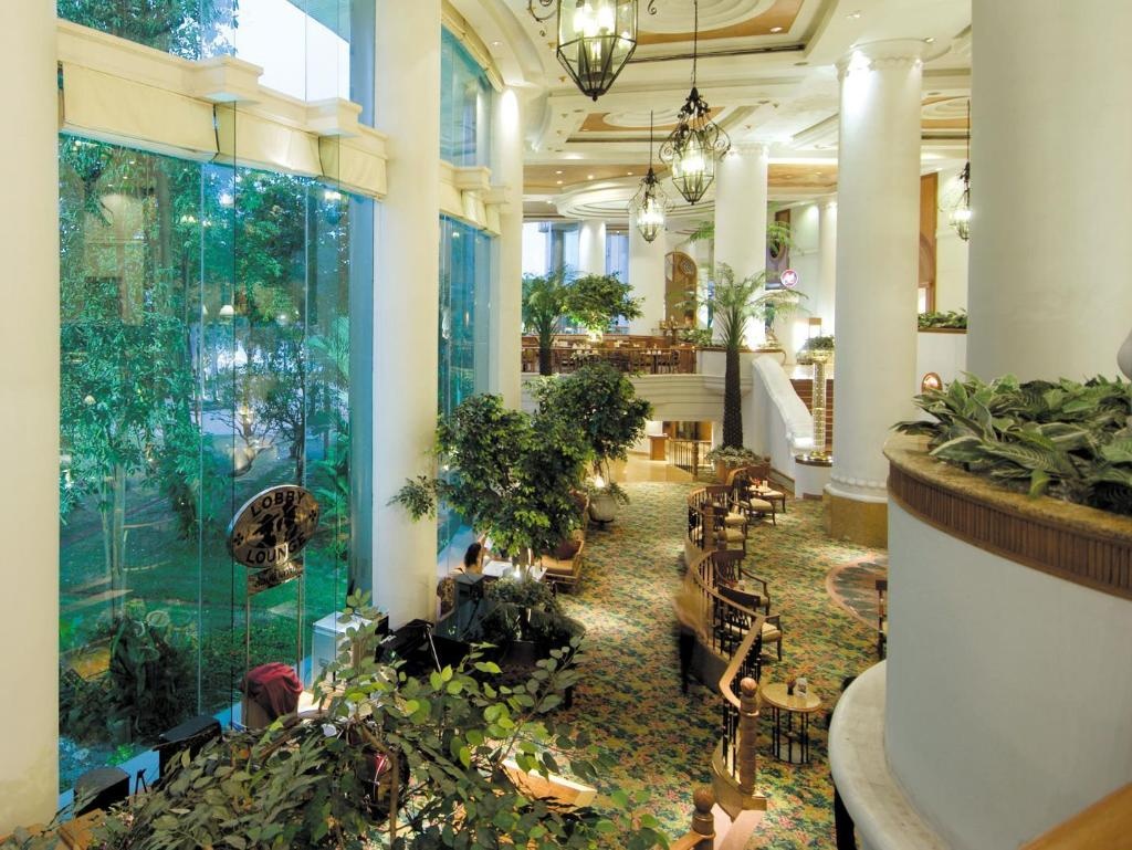 Montien Riverside Hotel Bangkok  Property Views  Lobby 40