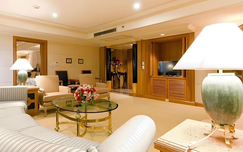 Montien Riverside Hotel Bangkok  Rooms  Rooms Image 14 14