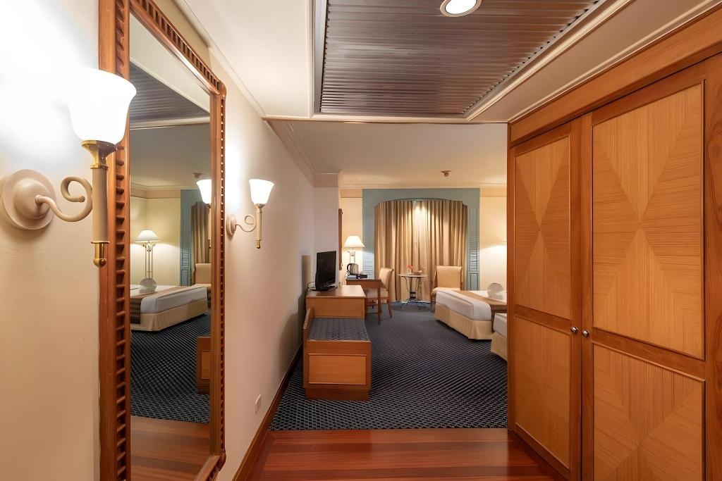 Montien Riverside Hotel Bangkok  Rooms  Rooms Image 23 23