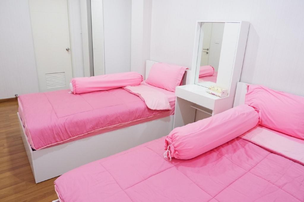 Duplex Home Near DMKIMPACT Arena ExhibitionCentrefacilitiesBedroom9
