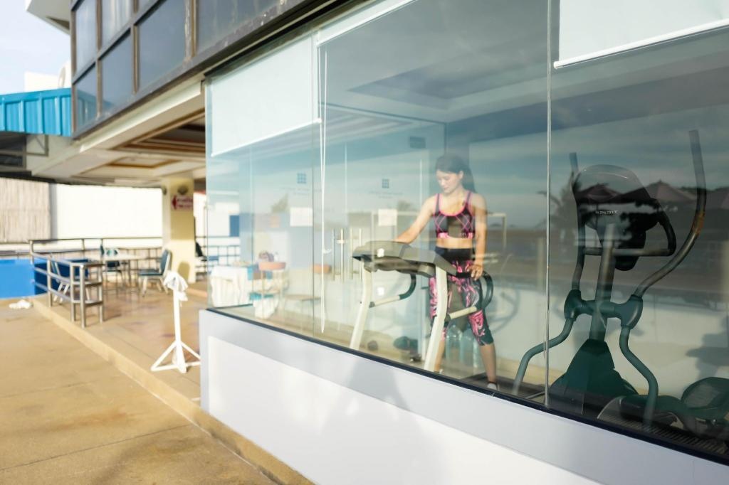 Blue Wave Hotel Hua HinfacilitiesFitness Center14