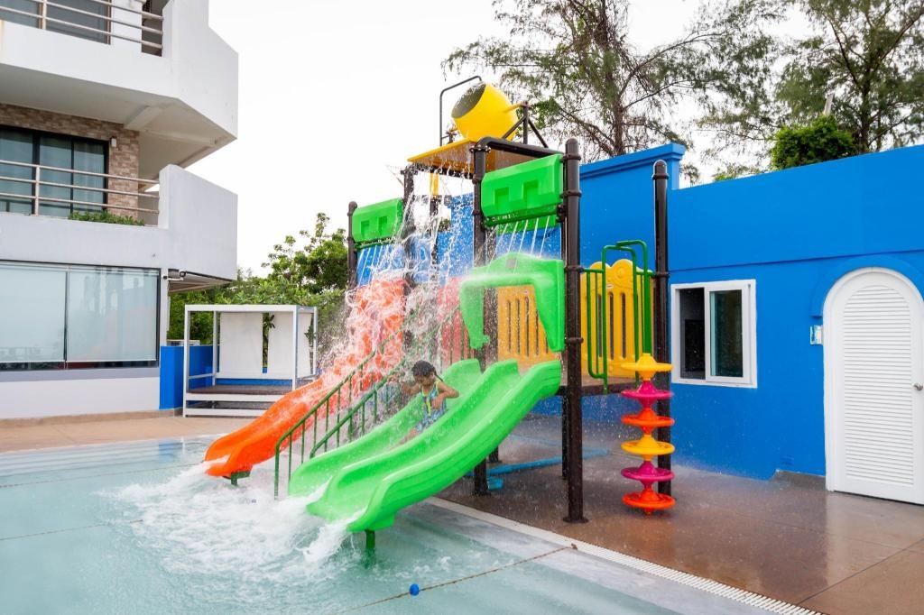 Blue Wave Hotel Hua HinfacilitiesSwimming Pool Outdoor7