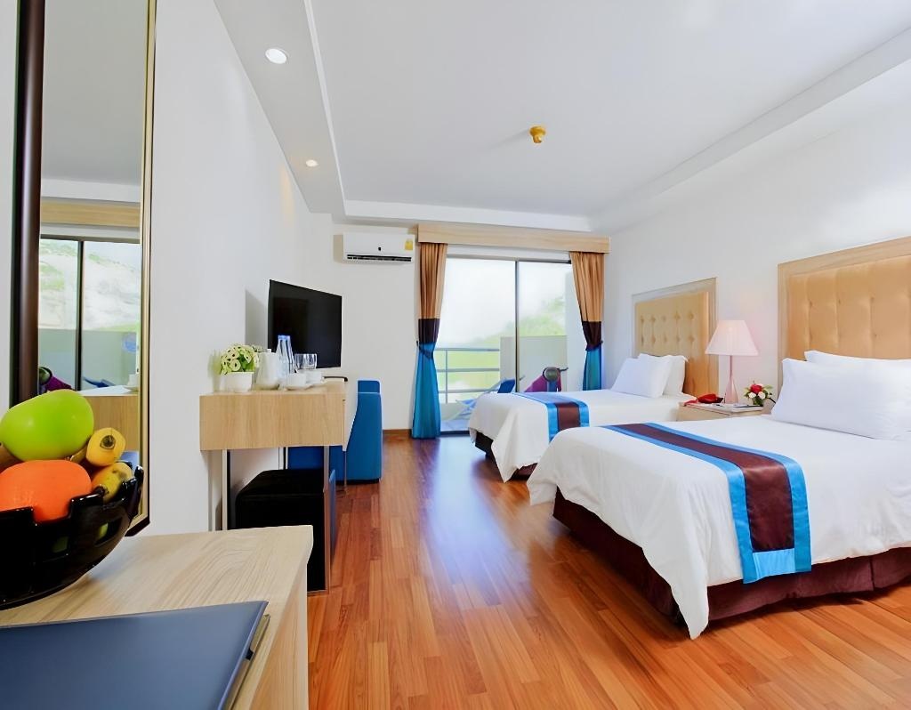 Blue Wave Hotel Hua Hinroomsrooms Image 11