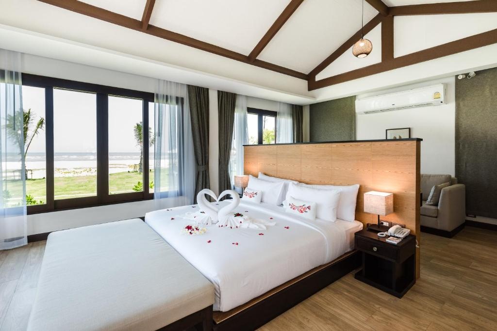 Triple Tree Beach Resort  Rooms  Rooms Image 3 3