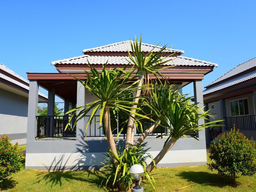KP Mountain Beach ResortpropertyviewsExterior View2