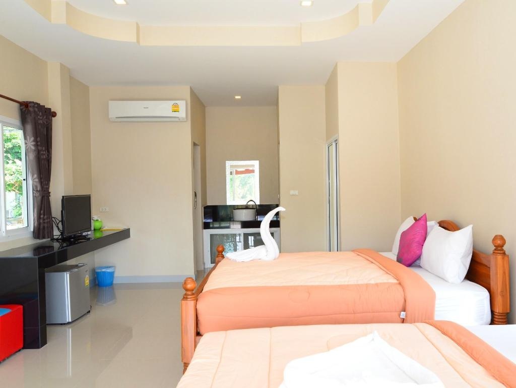 KP Mountain Beach ResortroomsStandard Triple Room3