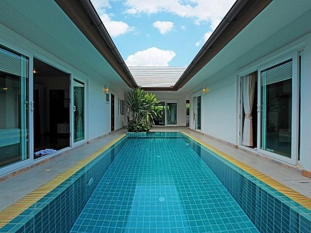 Rossawan Pool VillafacilitiesSwimming Pool5