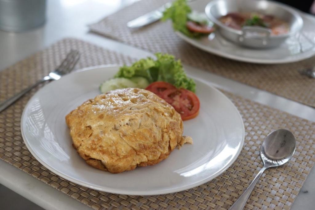 Ruenthip Residence PattayadiningFood And Beverages2