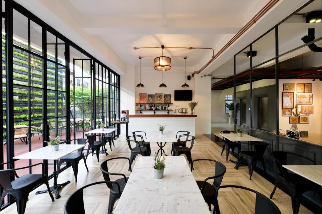 Ruenthip Residence PattayafacilitiesBarlounge13