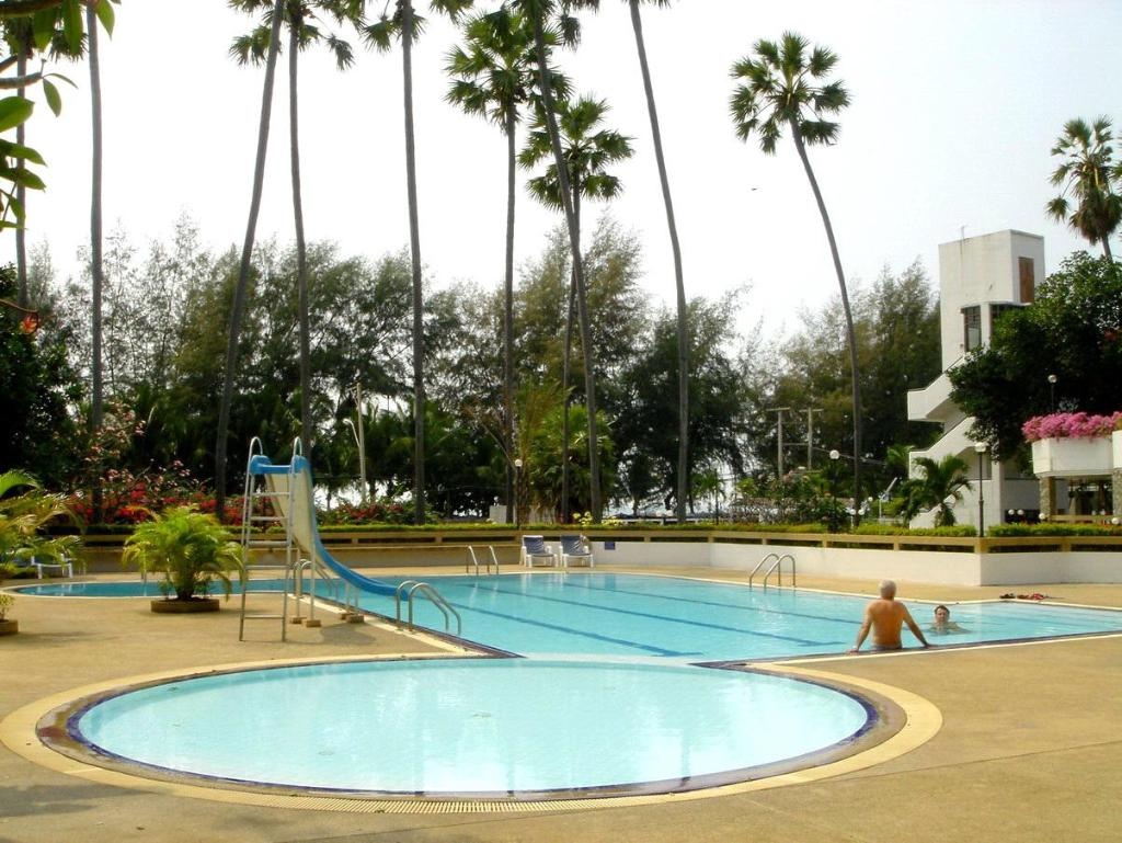 Grand Condo Lotus Pool Villa300meter From Beachfacilitiesfacilities Image 1818
